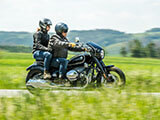 マルチバックレスト (タンデムシートに可変) BMW R18 カスタム パーツ